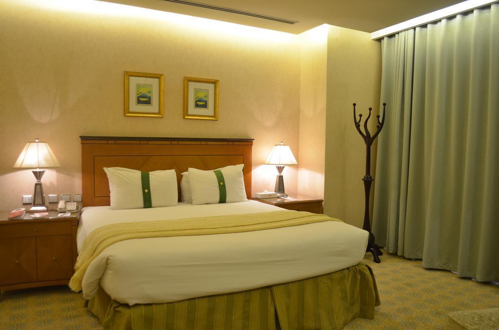 Eastyard Khobar Hotel - Formerly Ramada By Wyndham Khobar Exterior foto