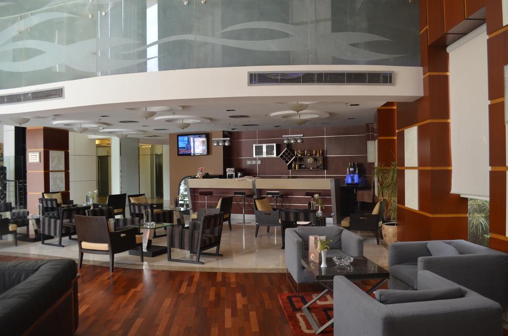 Eastyard Khobar Hotel - Formerly Ramada By Wyndham Khobar Exterior foto