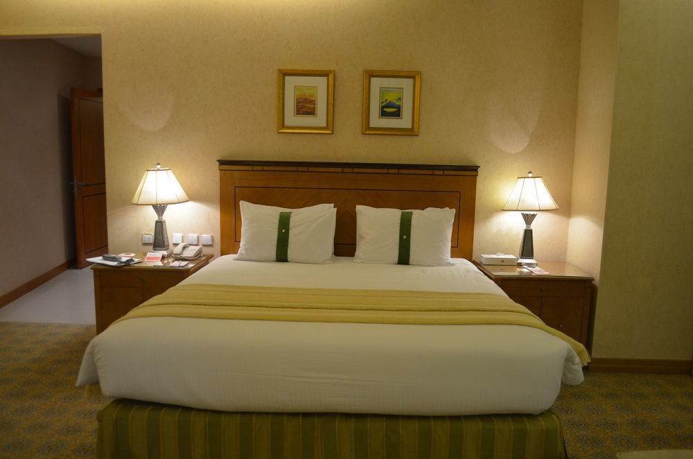 Eastyard Khobar Hotel - Formerly Ramada By Wyndham Khobar Exterior foto