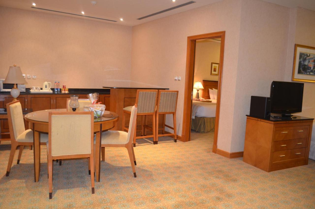 Eastyard Khobar Hotel - Formerly Ramada By Wyndham Khobar Exterior foto