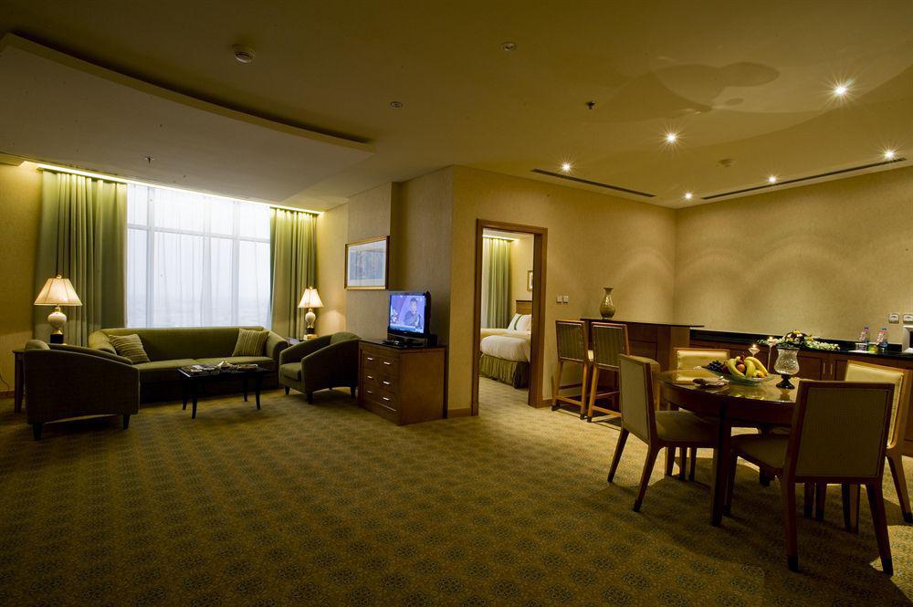 Eastyard Khobar Hotel - Formerly Ramada By Wyndham Khobar Zimmer foto